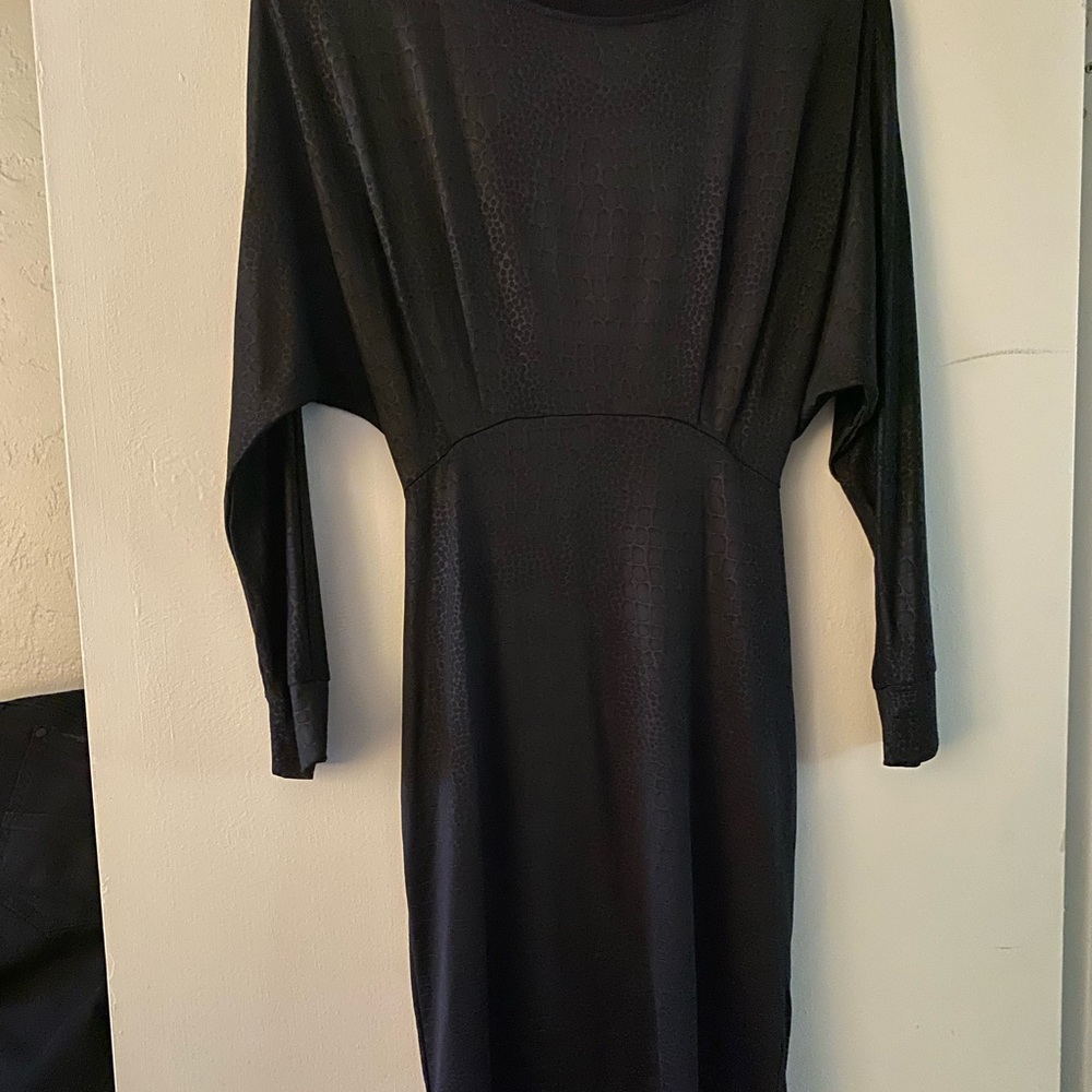 Black mid backless dress